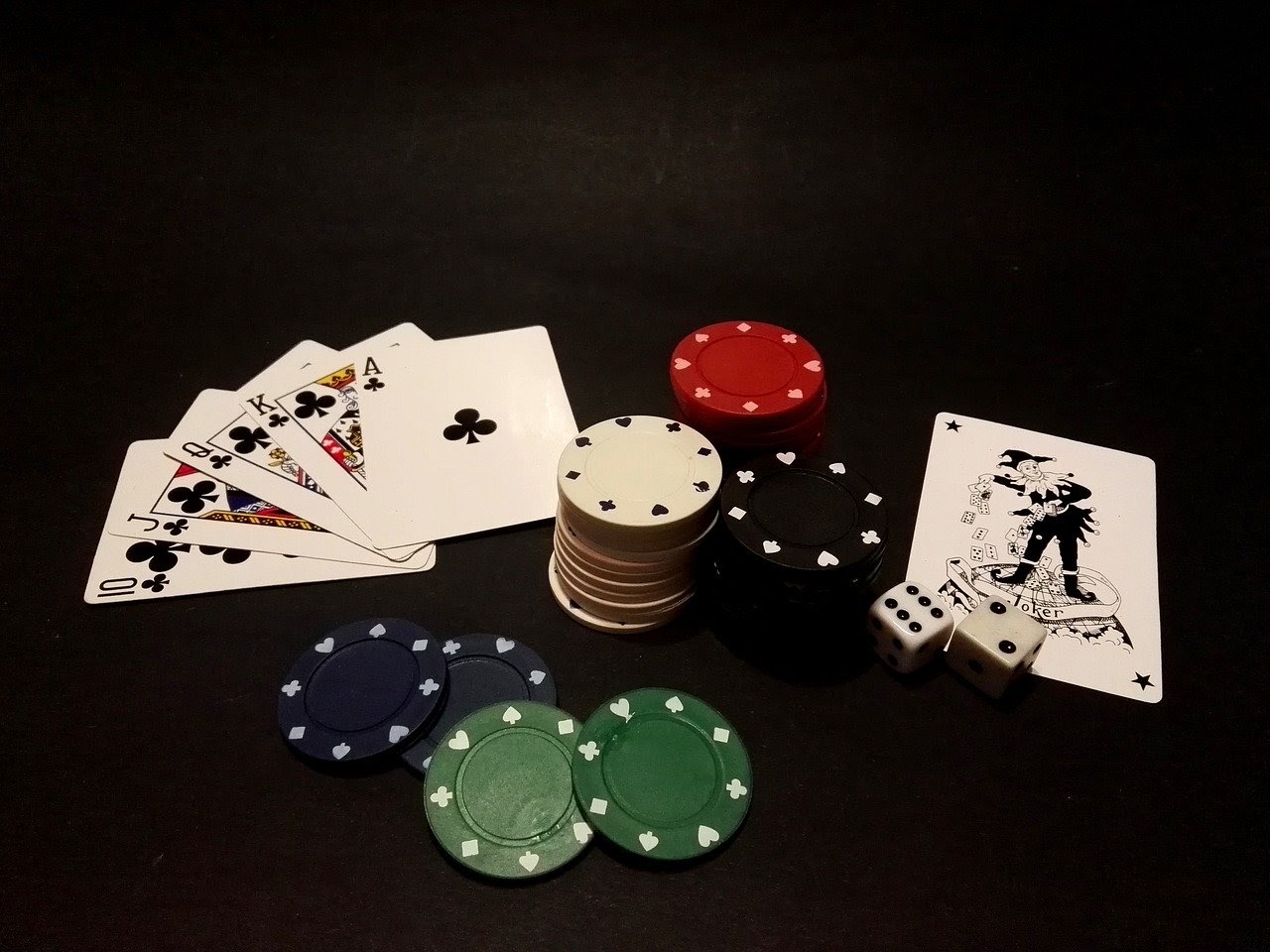 play online poker